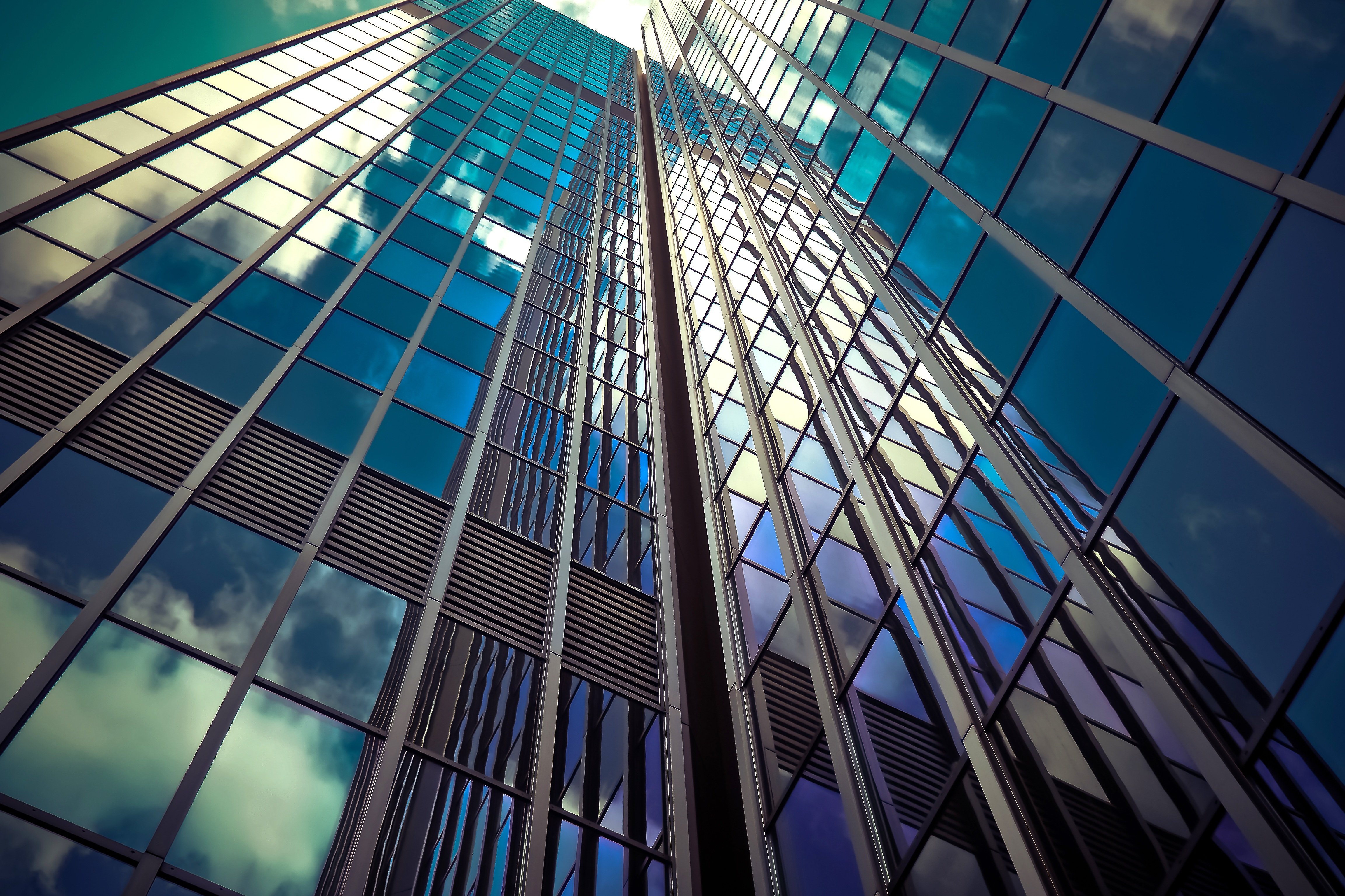 Sky scraper